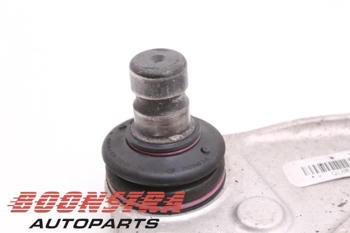 Front wishbone, left BMW 5 serie M550d xDrive 24V - 3112677596709