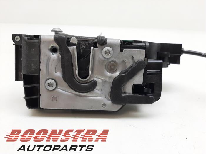 Rear door lock mechanism 4door, left Mercedes ML III 3.0 ML400 V6 24V