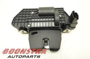 Used Tailgate lock mechanism Peugeot 2008 (CU) 1.2 12V e-THP PureTech 110 Price € 24,95 Margin scheme offered by Boonstra Autoparts