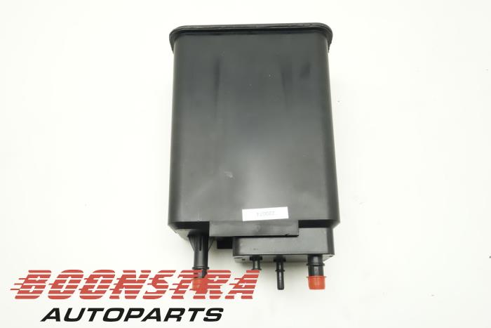 Usagé Filtre carburant Maserati GranSport 4.2 V8 32V Prix € 59,00 Règlement à la marge proposé par Boonstra Autoparts