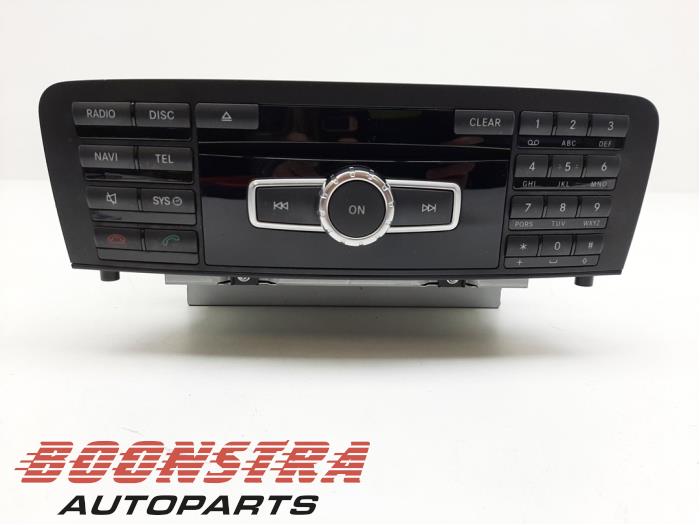 Usagé Système navigation Mercedes B (W246/W242) 1.6 B-180 BlueEFFICIENCY Turbo 16V Prix € 188,95 Règlement à la marge proposé par Boonstra Autoparts
