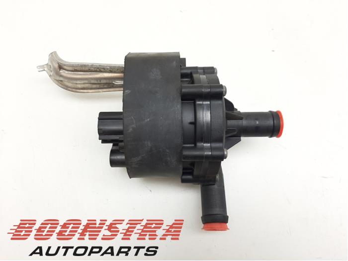 Begagnade Extra vattenpump Tesla Model X 90D Pris € 36,95 Marginaltabell erbjuds av Boonstra Autoparts