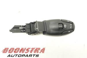Used Steering wheel mounted radio control Peugeot 3008 I (0U/HU) 1.6 16V THP 155 Price € 24,95 Margin scheme offered by Boonstra Autoparts