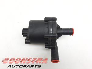 Usados Bomba de agua Tesla Model X 90D Precio € 99,00 Norma de margen ofrecido por Boonstra Autoparts