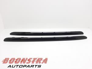 Used Roof rack kit Citroen C4 Cactus (0B/0P) 1.2 PureTech 82 12V Price € 99,00 Margin scheme offered by Boonstra Autoparts