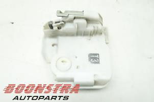 Used Rear door mechanism 4-door, right Mitsubishi Outlander (GF/GG) 2.0 16V PHEV 4x4 Price € 29,95 Margin scheme offered by Boonstra Autoparts