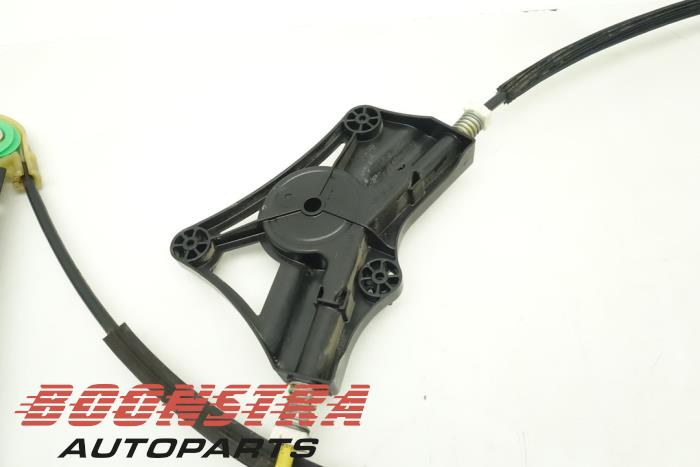 Window mechanism 4-door, front right from a Audi RS 6 Avant (C7) 4.0 V8 TFSI 32V 2013