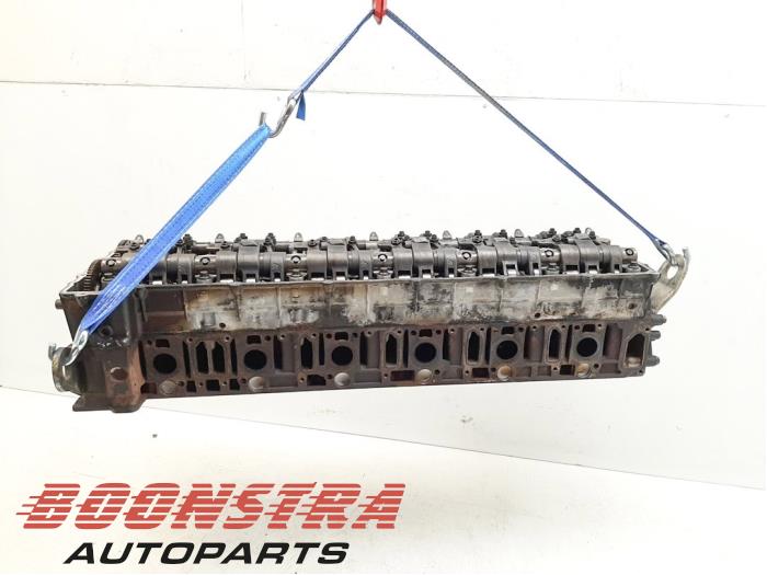 Begagnade Topplock Mercedes Actros Pris € 1.814,94 Inklusive moms erbjuds av Boonstra Autoparts