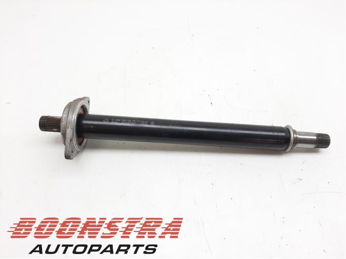 Gebrauchte Zwischenachse Mercedes B (W246/W242) 1.6 B-180 BlueEFFICIENCY Turbo 16V Preis € 39,00 Margenregelung angeboten von Boonstra Autoparts