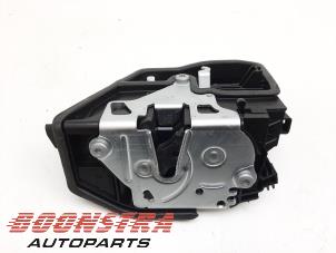 Used Rear door lock mechanism 4-door, left BMW 5 serie Touring (F11) 525d xDrive 16V Price € 24,95 Margin scheme offered by Boonstra Autoparts