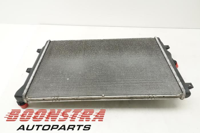 Usagé Radiateur Volkswagen Passat Variant (3C5) 1.6 TDI 16V Bluemotion Prix € 24,95 Règlement à la marge proposé par Boonstra Autoparts