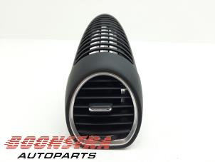 Usagé Aerateur tableau de bord Porsche 718 Boxster (982) 2.5 GTS Turbo Prix € 99,00 Règlement à la marge proposé par Boonstra Autoparts