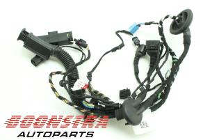 Used Wiring harness Porsche Cayenne Coupe (9YB) 3.0 V6 24V Turbo Price € 39,95 Margin scheme offered by Boonstra Autoparts