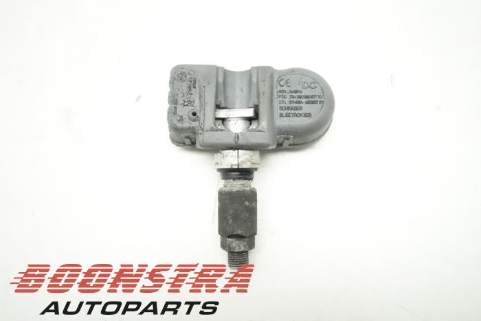 Begagnade Däcktryckssensor Mercedes S (W221) 3.0 S-350 BlueTec 24V Pris € 29,95 Marginaltabell erbjuds av Boonstra Autoparts