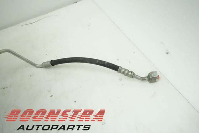 Air conditioning line from a Ford Fiesta 6 (JA8) 1.0 Ti-VCT 12V 65 2015