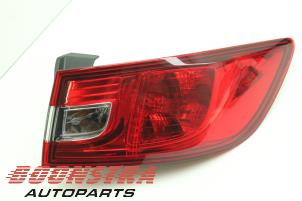 Used Taillight, right Renault Clio IV (5R) 0.9 Energy TCE 90 12V Price € 24,95 Margin scheme offered by Boonstra Autoparts