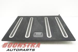 Used Floor panel load area BMW 3 serie Touring (G21) 330i 2.0 TwinPower Turbo 16V Price € 249,95 Margin scheme offered by Boonstra Autoparts