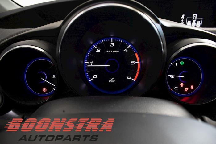 Compteur kilométrique KM d'un Honda Civic (FK1/2/3) 1.6 i-DTEC Advanced 16V 2016