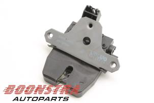 Used Tailgate lock mechanism Volvo V40 (MV) 1.6 D2 Price € 24,95 Margin scheme offered by Boonstra Autoparts