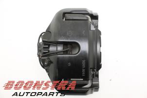Used Front brake calliper, left BMW 6 serie Gran Coupe (F06) 640d 24V Price € 99,00 Margin scheme offered by Boonstra Autoparts