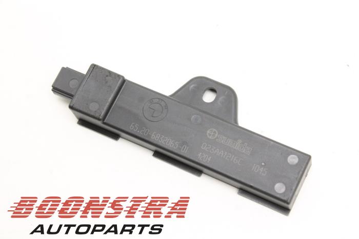 Używane Keyless Entry-Antena BMW M3 (G80) 3.0 Competition TwinPower Turbo 24V Cena € 30,19 Z VAT oferowane przez Boonstra Autoparts
