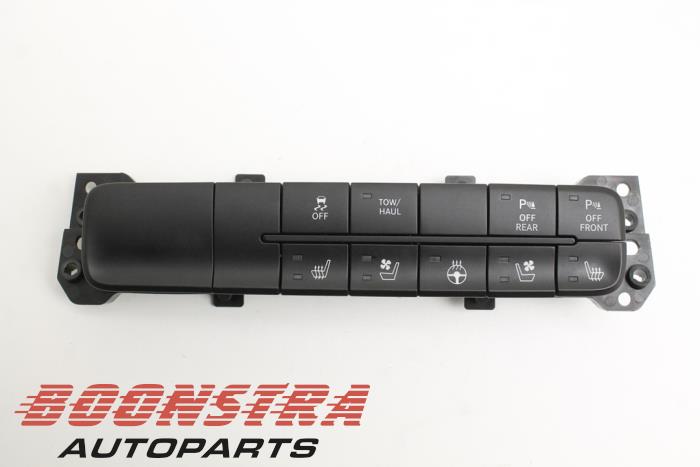 Usados Interruptor Dodge 1500 Crew Cab (DS) 5.7 Hemi V8 Precio € 168,19 IVA incluido ofrecido por Boonstra Autoparts