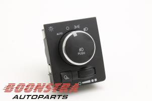 Used Light switch Dodge 1500 Crew Cab (DS/DJ/D2) 5.7 Hemi V8 Price € 72,54 Inclusive VAT offered by Boonstra Autoparts