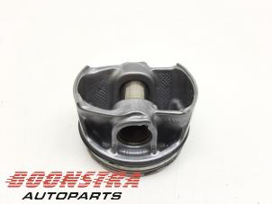 Usagé Piston BMW 3 serie Touring (G21) 330i 2.0 TwinPower Turbo 16V Prix € 99,00 Règlement à la marge proposé par Boonstra Autoparts