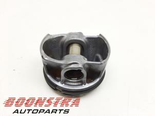 Usados Pistón BMW 3 serie Touring (G21) 330i 2.0 TwinPower Turbo 16V Precio € 98,95 Norma de margen ofrecido por Boonstra Autoparts