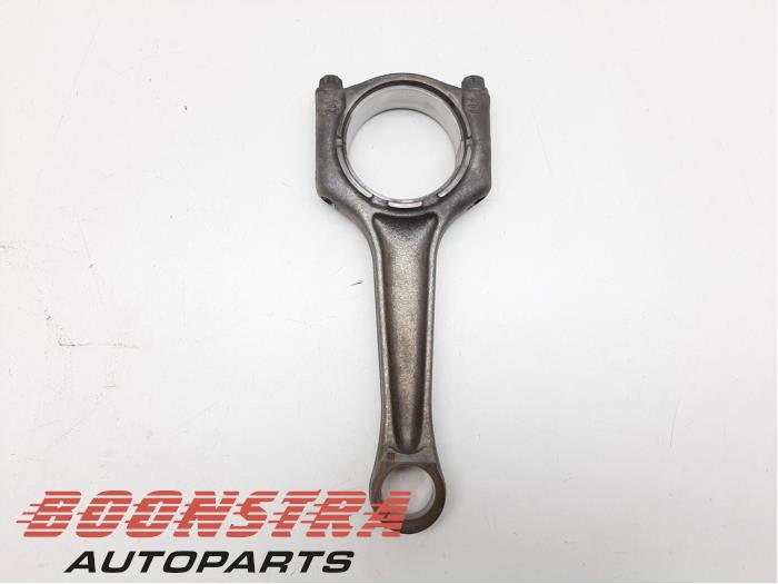 Usagé Bielle BMW 3 serie Touring (G21) 330i 2.0 TwinPower Turbo 16V Prix € 84,95 Règlement à la marge proposé par Boonstra Autoparts