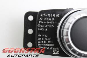 Commande ordinateur de bord d'un Mercedes-Benz A (W176) 1.5 A-180 CDI, A-180d 16V 2013