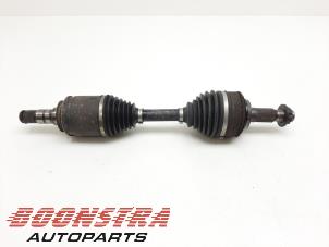 Used Front drive shaft, left Toyota Land Cruiser V8 (J20) 4.5 D-4D 32V Price € 149,00 Margin scheme offered by Boonstra Autoparts