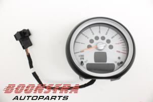 Used Tachometer Mini Clubman (R55) 1.6 16V Cooper Price € 29,95 Margin scheme offered by Boonstra Autoparts
