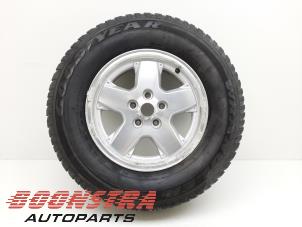 Gebrauchte Felge + Reifen Jeep Cherokee/Liberty (KJ) 3.7 V6 24V Preis € 149,00 Margenregelung angeboten von Boonstra Autoparts