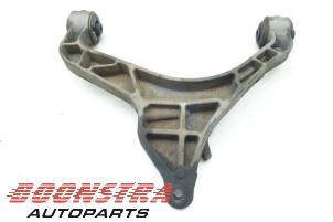 Used Front wishbone, right Jeep Cherokee/Liberty (KJ) 3.7 V6 24V Price € 49,95 Margin scheme offered by Boonstra Autoparts
