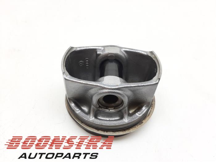 Usados Pistón Seat Arona (KJX) 1.0 TSI 12V Precio € 58,95 Norma de margen ofrecido por Boonstra Autoparts