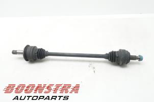 Used Drive shaft, rear right Mercedes C Estate (S205) C-180 BlueTEC, C-180 d 1.6 16V Price € 199,95 Margin scheme offered by Boonstra Autoparts