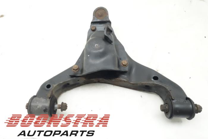 Front wishbone, left from a Volkswagen Crafter 2.0 TDI 16V 2012