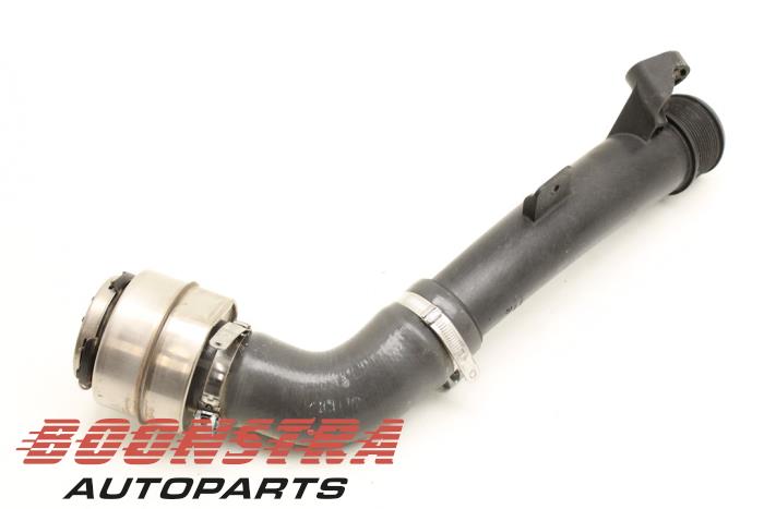 Gebrauchte Intercooler Rohr Renault Clio V (RJAB) 1.3 TCe 130 16V Preis € 49,00 Margenregelung angeboten von Boonstra Autoparts
