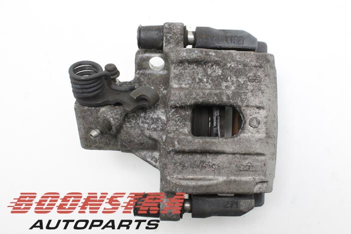 Gebrauchte Bremszange rechts hinten Ford Focus 3 1.0 Ti-VCT EcoBoost 12V 125 Preis € 24,95 Margenregelung angeboten von Boonstra Autoparts