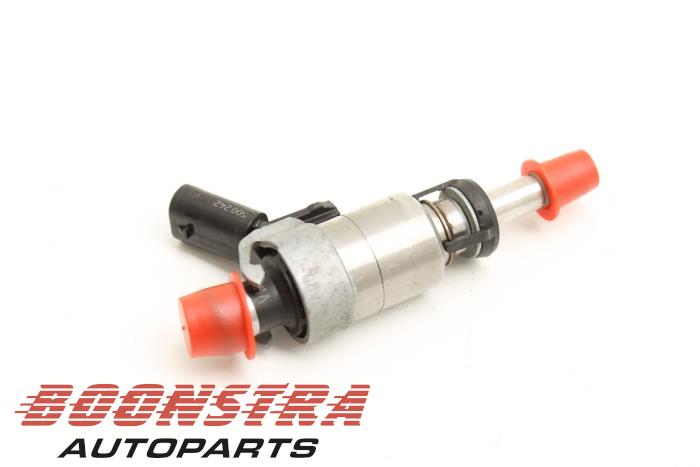 Injector (petrol injection) from a Seat Leon ST (5FF) 1.8 TSI Ecomotive 16V 2014