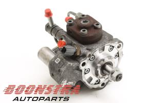 Used Mechanical fuel pump Toyota Land Cruiser V8 (J20) 4.5 D-4D 32V Price € 299,95 Margin scheme offered by Boonstra Autoparts