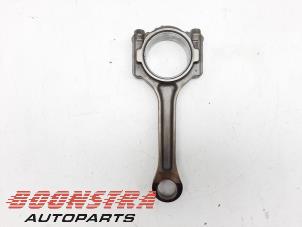 Used Connecting rod Opel Astra K Sports Tourer 1.0 Turbo 12V Price € 29,95 Margin scheme offered by Boonstra Autoparts