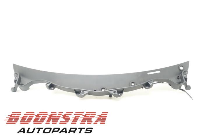Używane Parawan Tesla Model X P100D Cena € 74,95 Procedura marży oferowane przez Boonstra Autoparts
