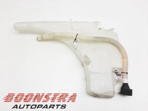 Used Front windscreen washer reservoir BMW 3 serie (E90) 328i 24V Price € 24,95 Margin scheme offered by Boonstra Autoparts