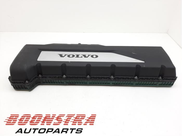 Gebrauchte Ventildeckel Volvo FM Preis € 302,44 Mit Mehrwertsteuer angeboten von Boonstra Autoparts