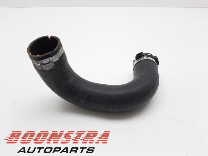Usagé Tuyau intercooler Jeep Compass II (MP) 2.0 Multijet II 140 16V 4x4 Prix € 49,00 Règlement à la marge proposé par Boonstra Autoparts