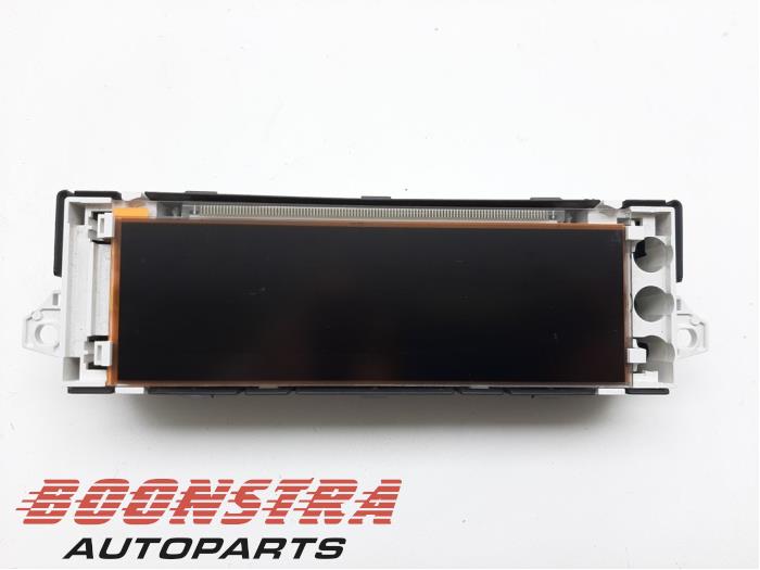 Begagnade Innerdisplay Peugeot Expert (G9) 2.0 HDi 120 Pris € 30,19 Inklusive moms erbjuds av Boonstra Autoparts