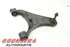 Used Front wishbone, left Landrover Discovery IV (LAS) 3.0 SD V6 24V Price € 29,95 Margin scheme offered by Boonstra Autoparts