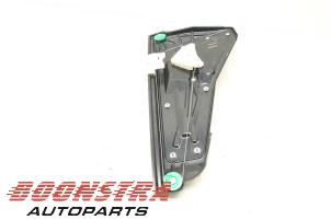 Used Rear door window mechanism 4-door, left Landrover Discovery IV (LAS) 3.0 SD V6 24V Price € 24,95 Margin scheme offered by Boonstra Autoparts